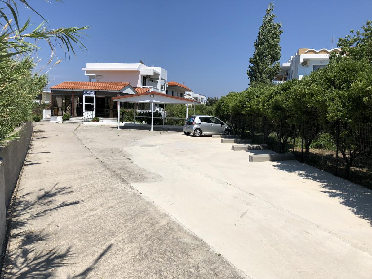 法里拉基 马里塔吉阿尼旅馆酒店 外观 照片